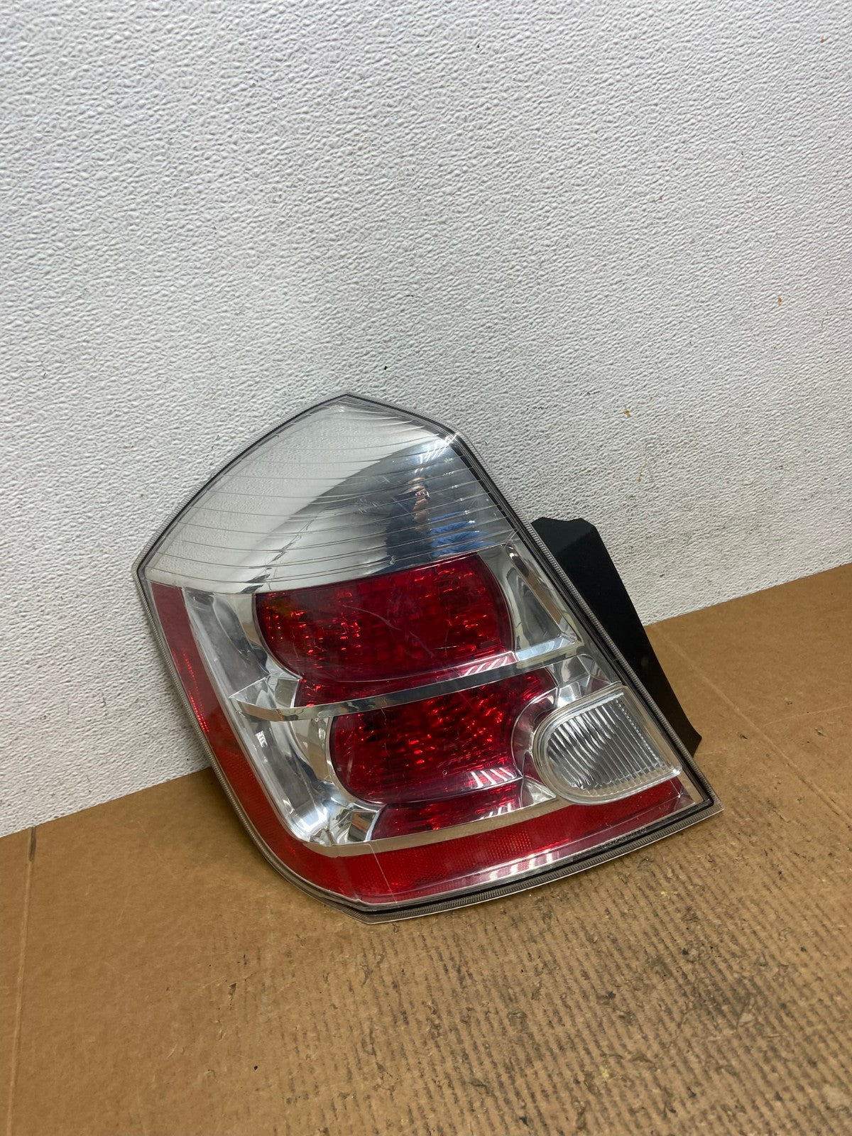 2007 to 2012 Nissan Sentra Left Driver LH Side Tail Light AE1517 LK2