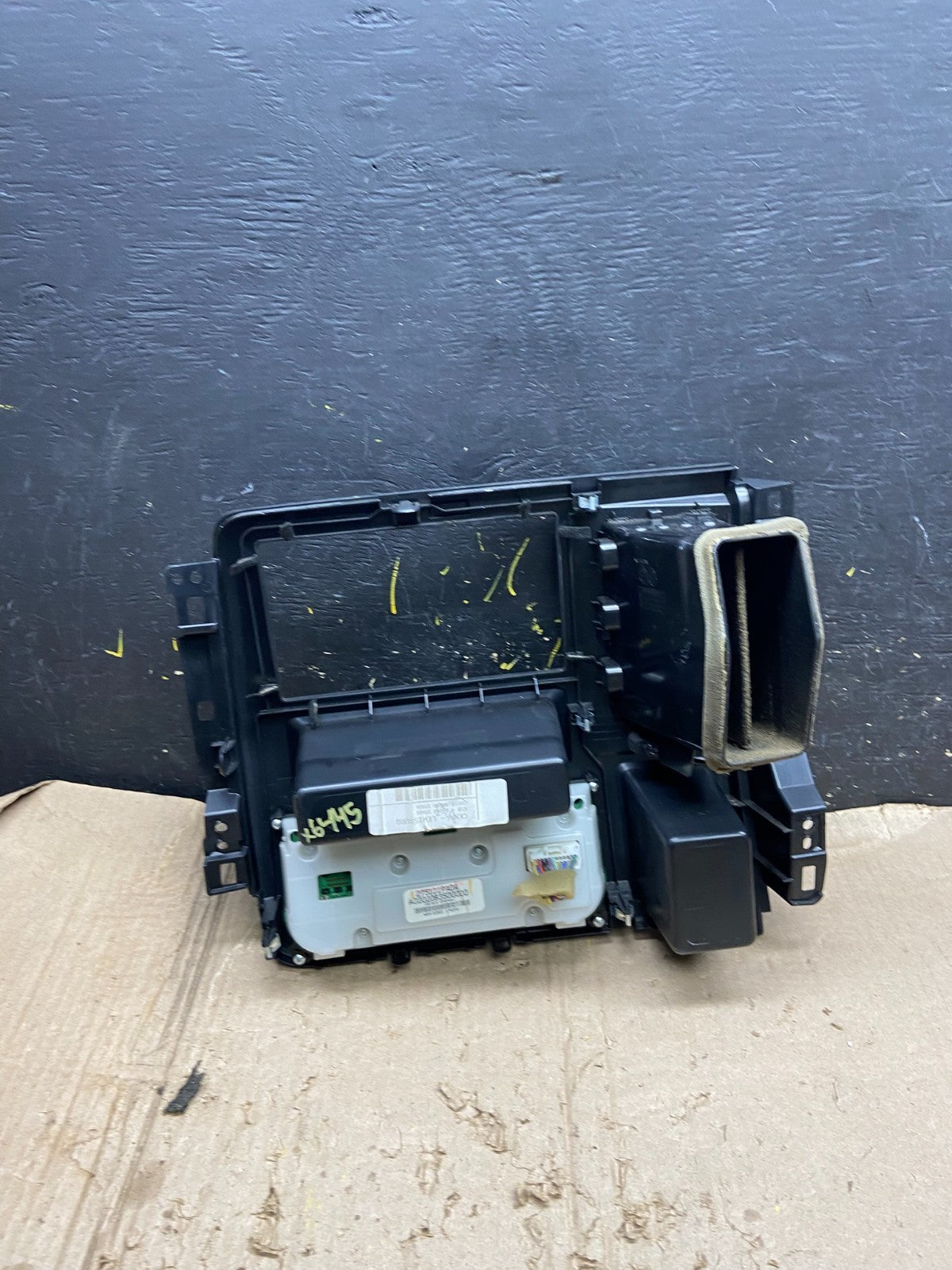 2012-2021 Nissan NV2500 NV3500 Radio Bezel Center Trim Climate Control X6445 DG3