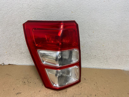 2006 to 2011 Suzuki Grand Vitara Left Driver LH Tail Light AH2908 DG0
