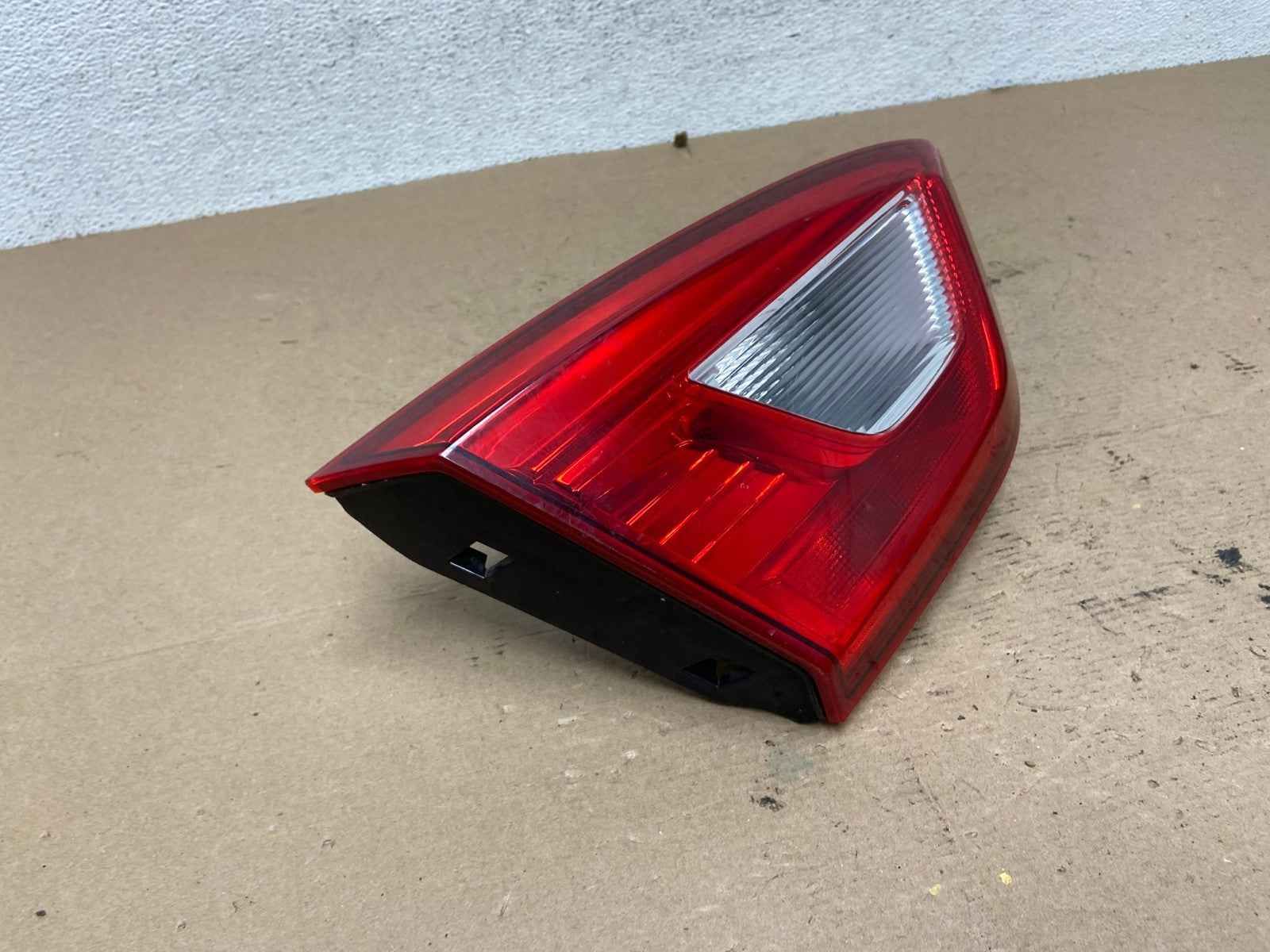 2016 2017 2018 Chevrolet Cruze Left Driver LH Inner Tail Light AF4708 LK2