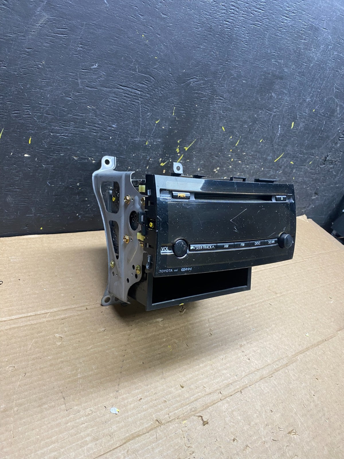 2004 2005 2006 Toyota Prius OEM Radio AM/FM CD Player Oem W0356 DG2
