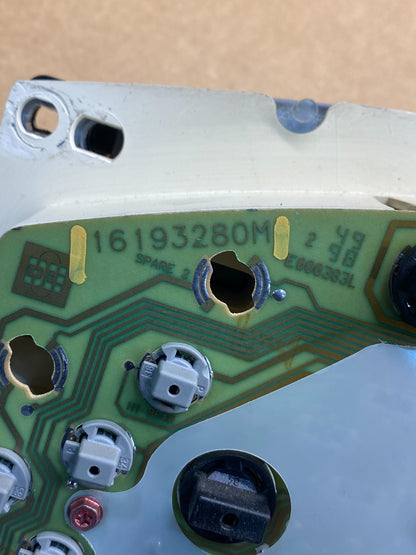 1996 to 2000 Chevrolet Express Speedometer Cluster Gauge AH7095 DG5