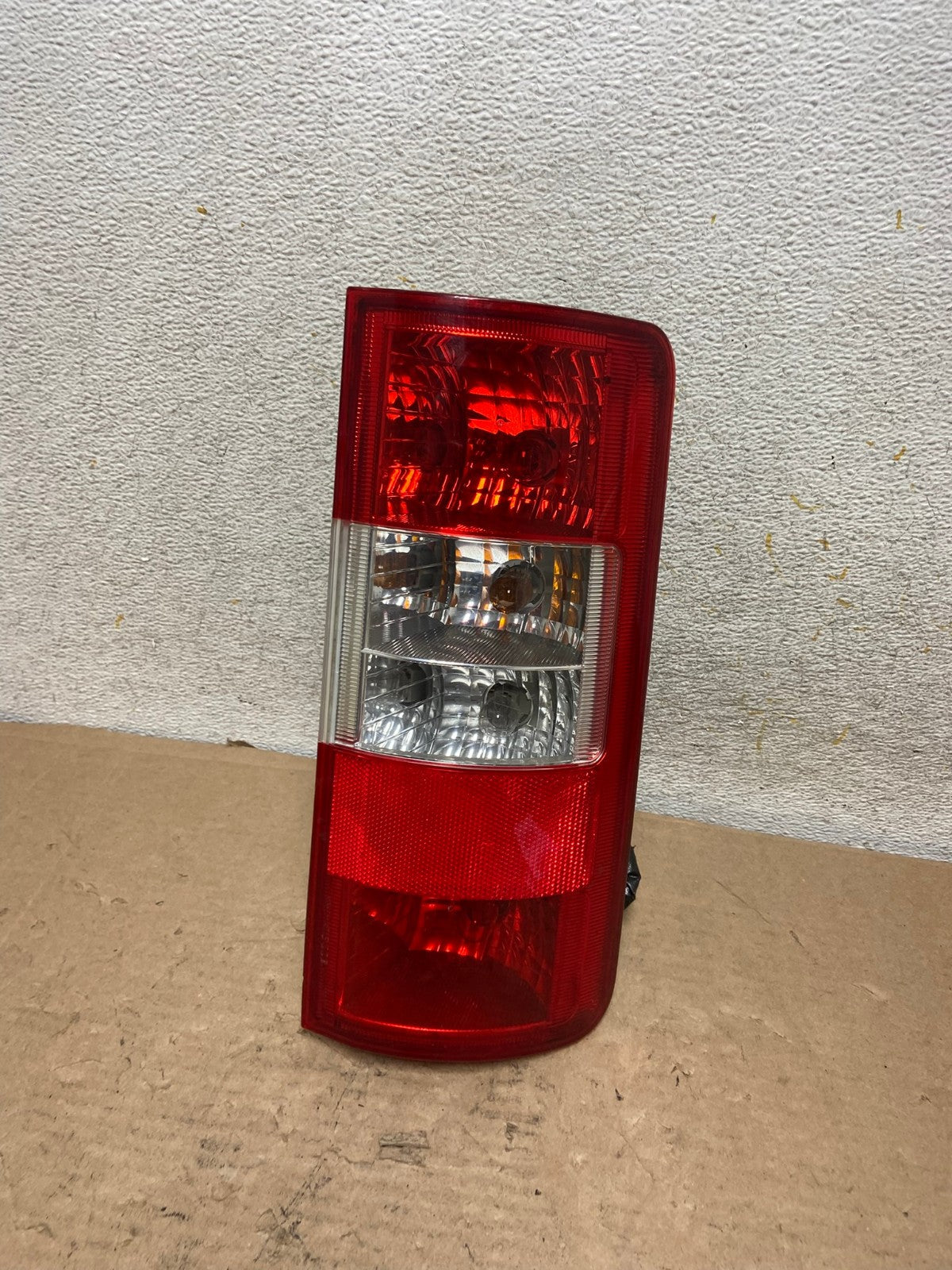 2010 to 2013 Ford Transit Connect Right Passenger Side Tail Light AI0974 LK0