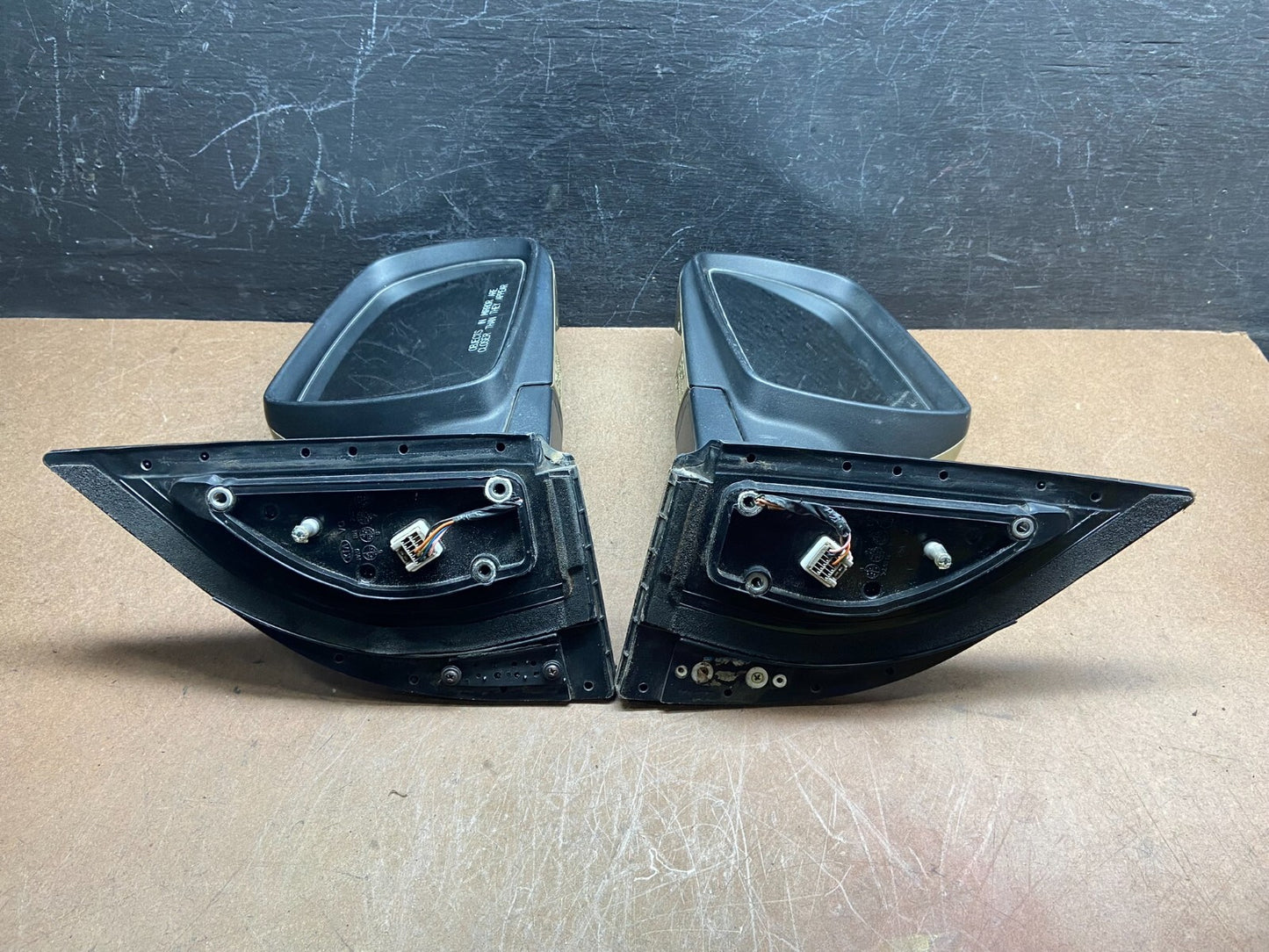 2007-2010 Hyundai Entourage Sedona Left+Right Set Side Door Mirror Oem i17954