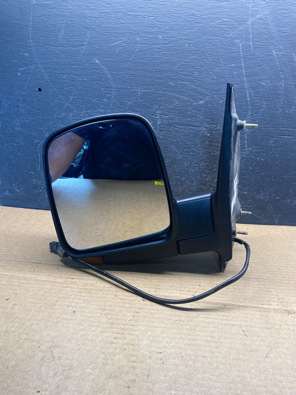 2003 to 2008 Chevrolet Express Left Side View Mirror w/Turn Signal AF67788