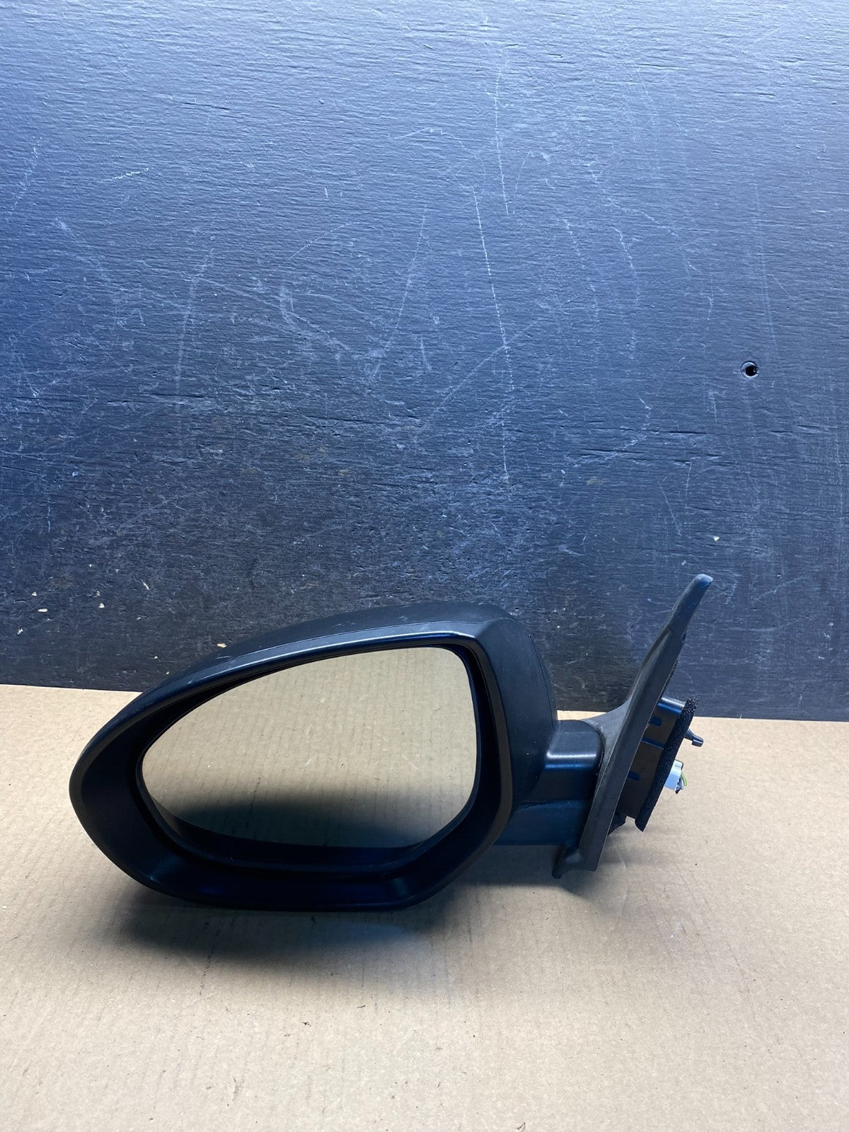 2010 to 2013 Mazda 3 Left Driver LH Side View Mirror Power AH3232 DG8