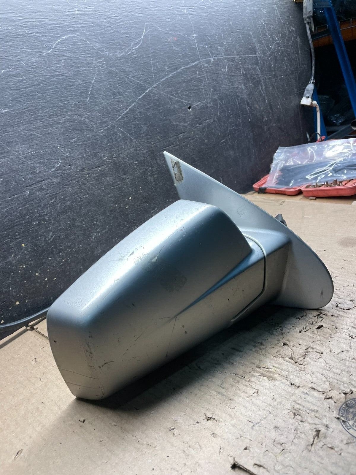 2004 to 2009 Cadillac SRX Right Passenger Rh Side Door Mirror Oem V8874 DG2