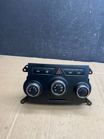 2011 2012 2013 Kia Sorento Temperature AC Climate Control 97250-1uxxx AD7209 DG0