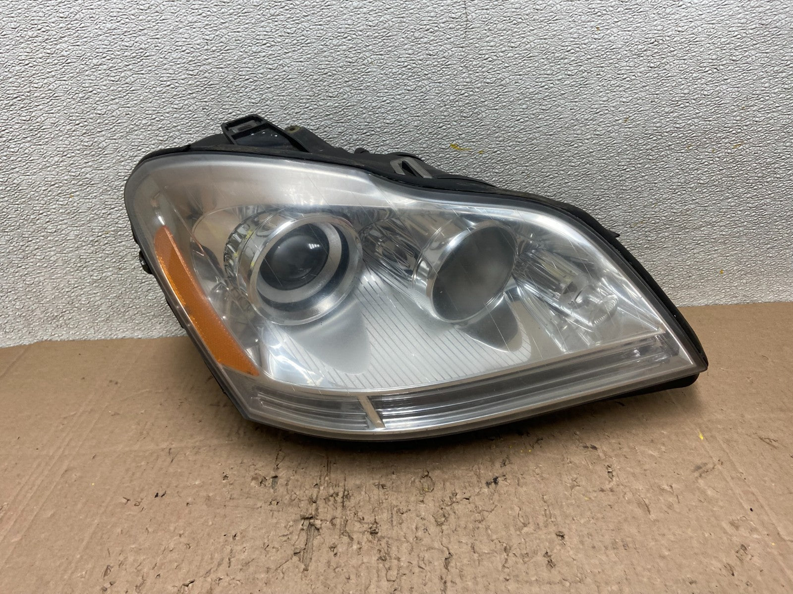 2007 to 2009 Mercedes GL-Class GL450 Right Passenger Headlight Oem Y0399 GD0