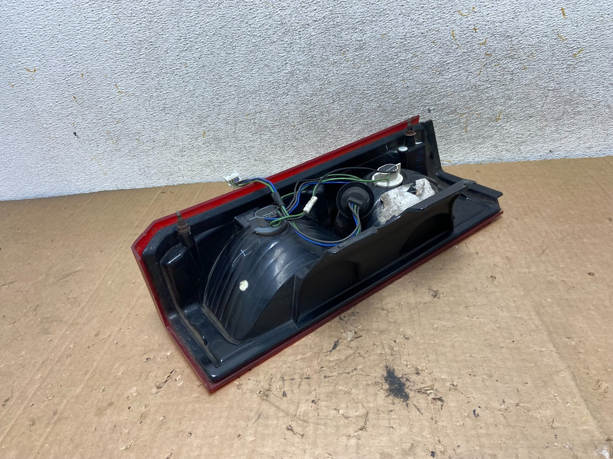 2006 to 2008 Hummer H3 Left Driver LH Side Tail Light AI9286 LK5