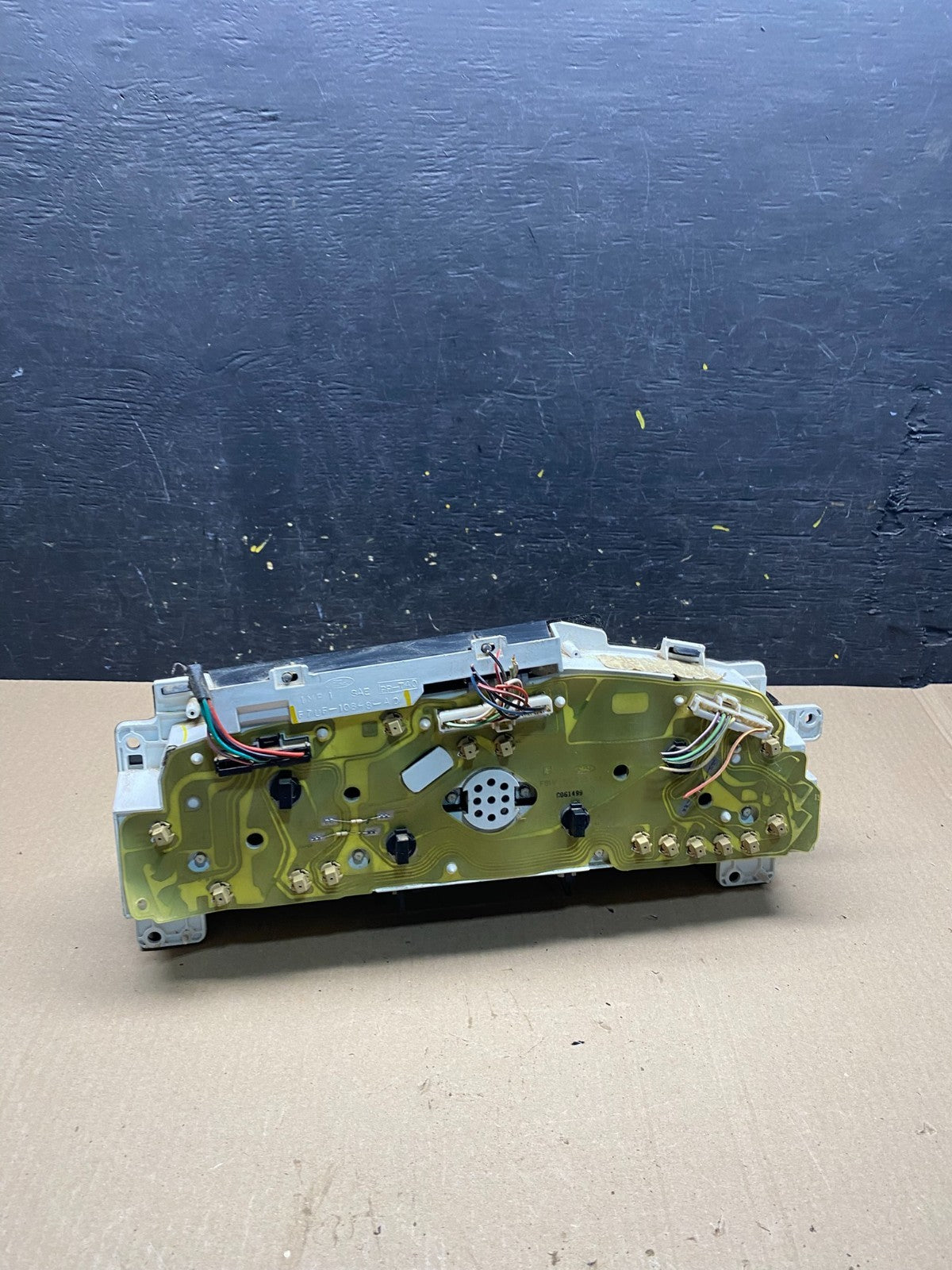 1997 to 2003 Ford E350 VAN Gauge Speedometer Cluster Oem Q6898 DG4