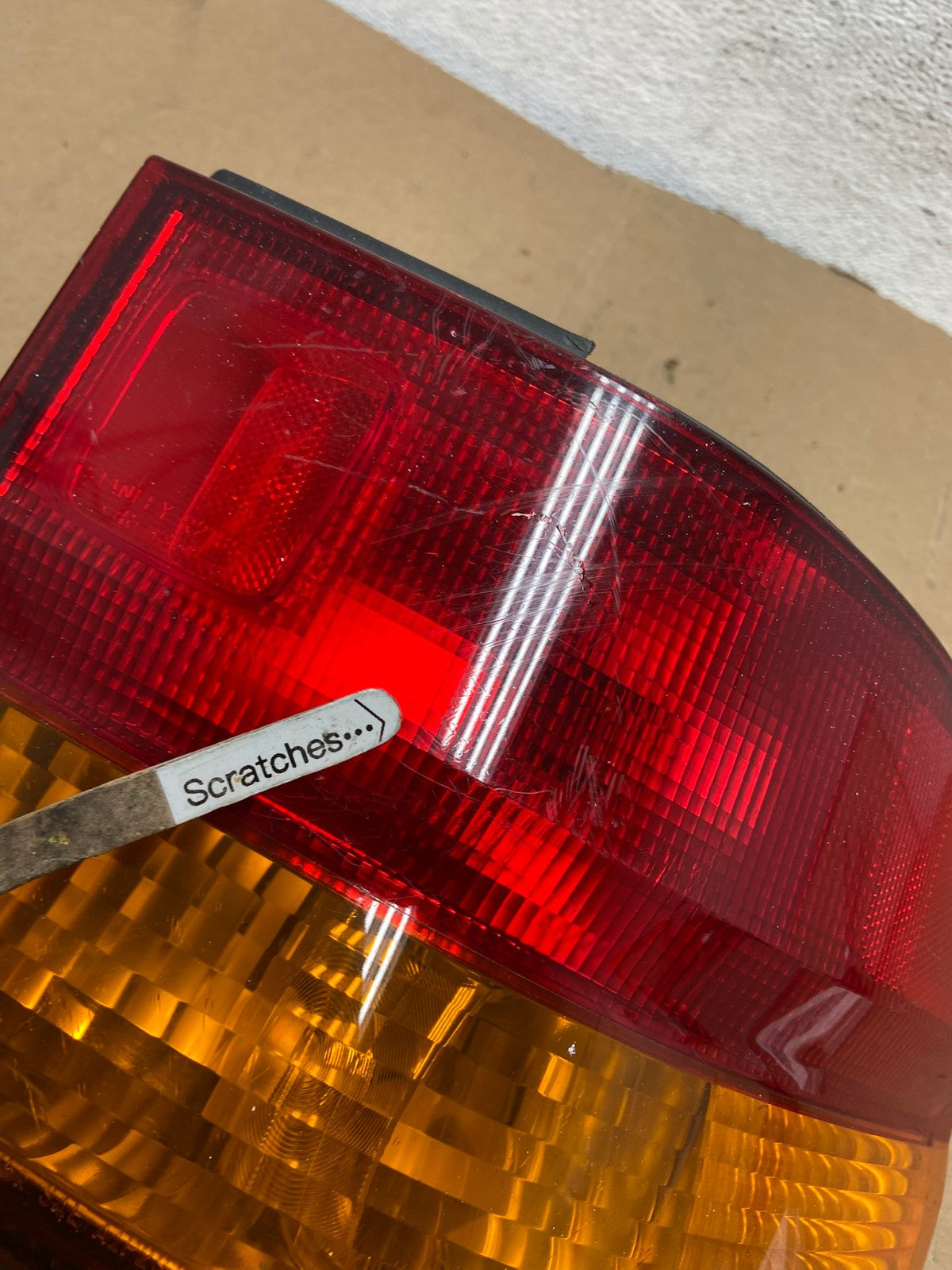 2002 2003 2004 Honda Odyssey Right Passenger Side Tail Light AD7959 LK3