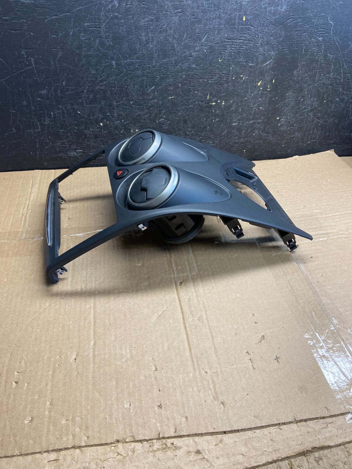 2011 2012 2013 Nissan Rogue Dash Upper Center Radio Bezel Trim AF2757 DG2