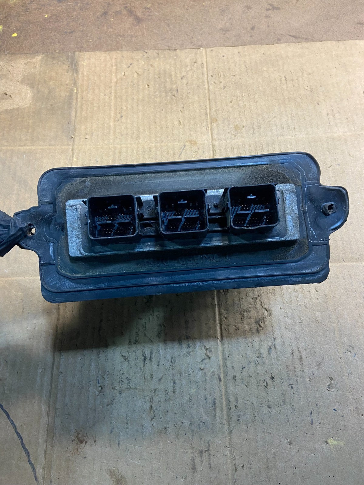 2004 Ford Explorer 4.0L  Engine Control ECU Computer 4L2A-12a650-amb y7343 DG1