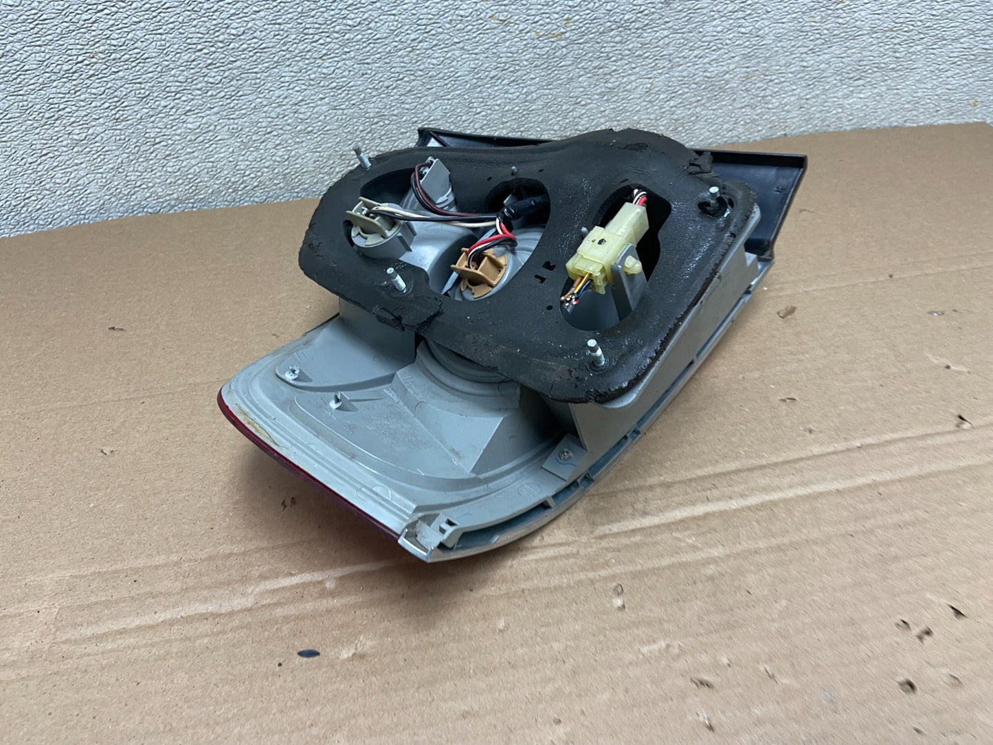 2008 to 2009 Subaru Legacy Right Passenger RH Side Tail Light OEM AB1294 LK7