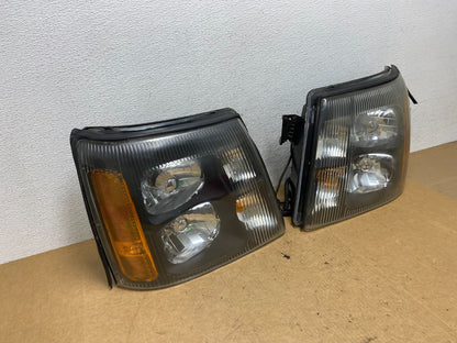 2003 to 2006 Cadillac Escalade Left+Right Xenon HID Headlights AE3269 DW2