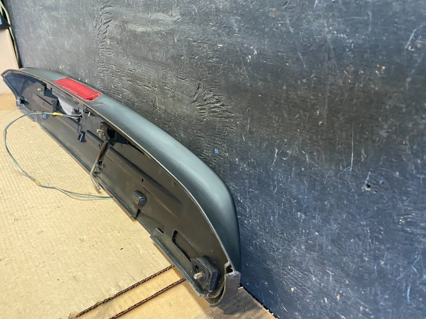 1999 to 2004 Honda Odyssey Rear Trunk Spoiler Gate Oem S1478 DG7