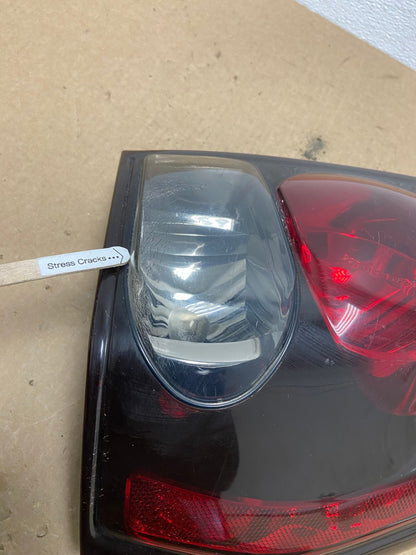 2002 to 2009 Chevrolet Trailblazer Right Passenger Rh Side Tail Light AC1227 LK4