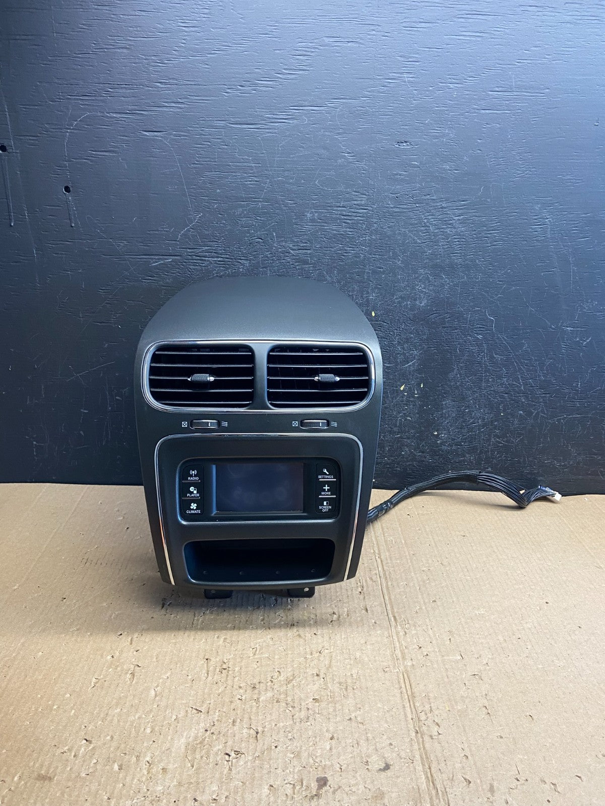 2011-2019 Dodge Journey 4.3 Radio Display Screen Bezel Trim Air Vents AE4162 DG0