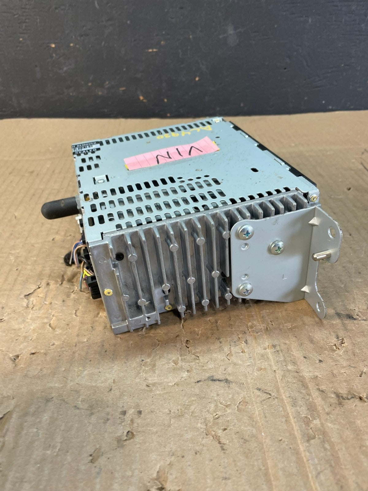 2013 to 2014 Ford Edge AM/FM Radio Reciever OEM ac4930 DG5