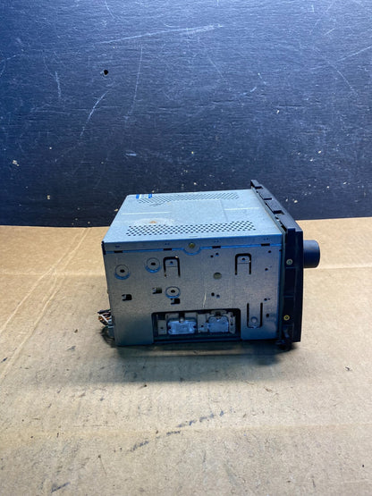 2005 to 2007 Ford F250 F350 Radio Audio AM/FM Receiver  OEM AB3799 DG2