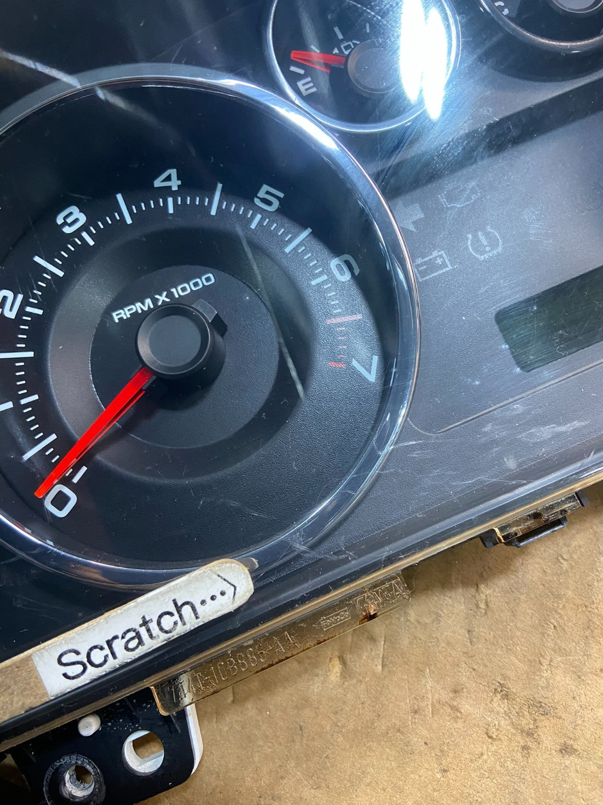 2008 - 2010 Ford Edge Gauge Speedometer Cluster OEM Y4580 DG1