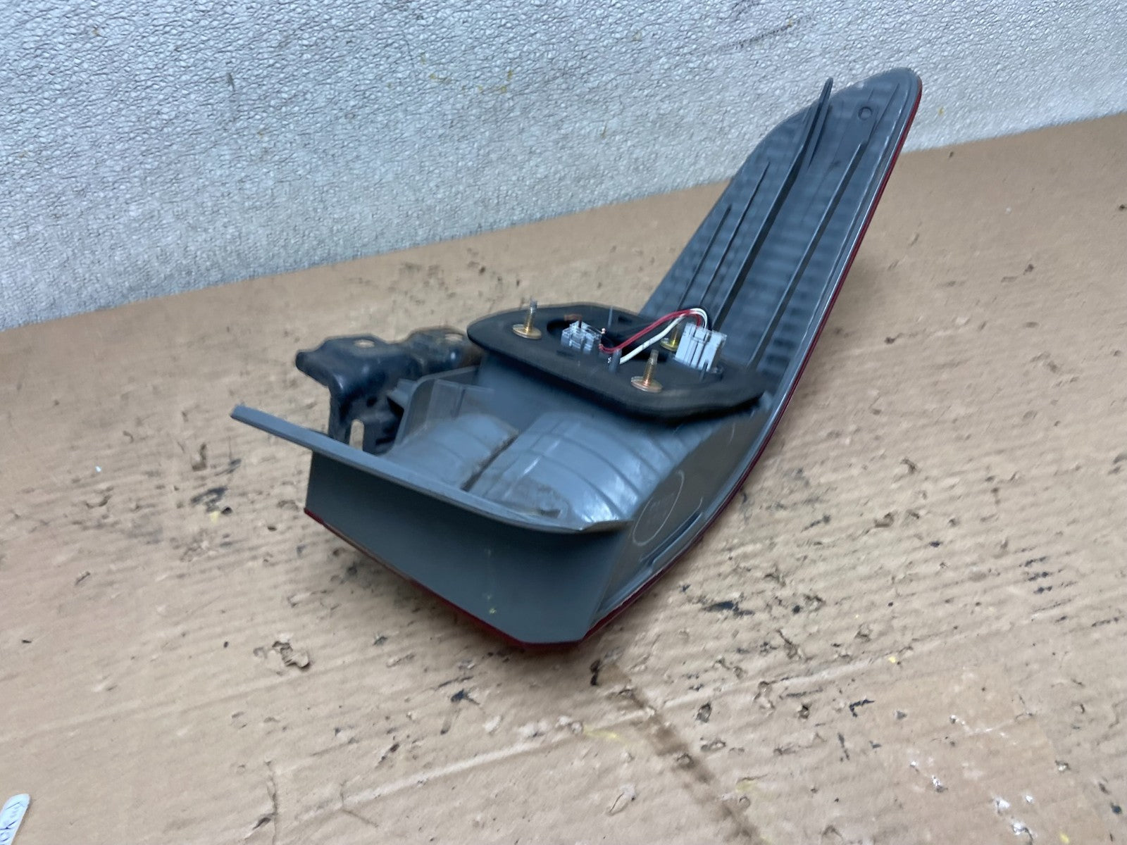 2003 to 2004 Honda Accord Sedan Right Passenger Rh Side Tail light Oem AA9752 LK3