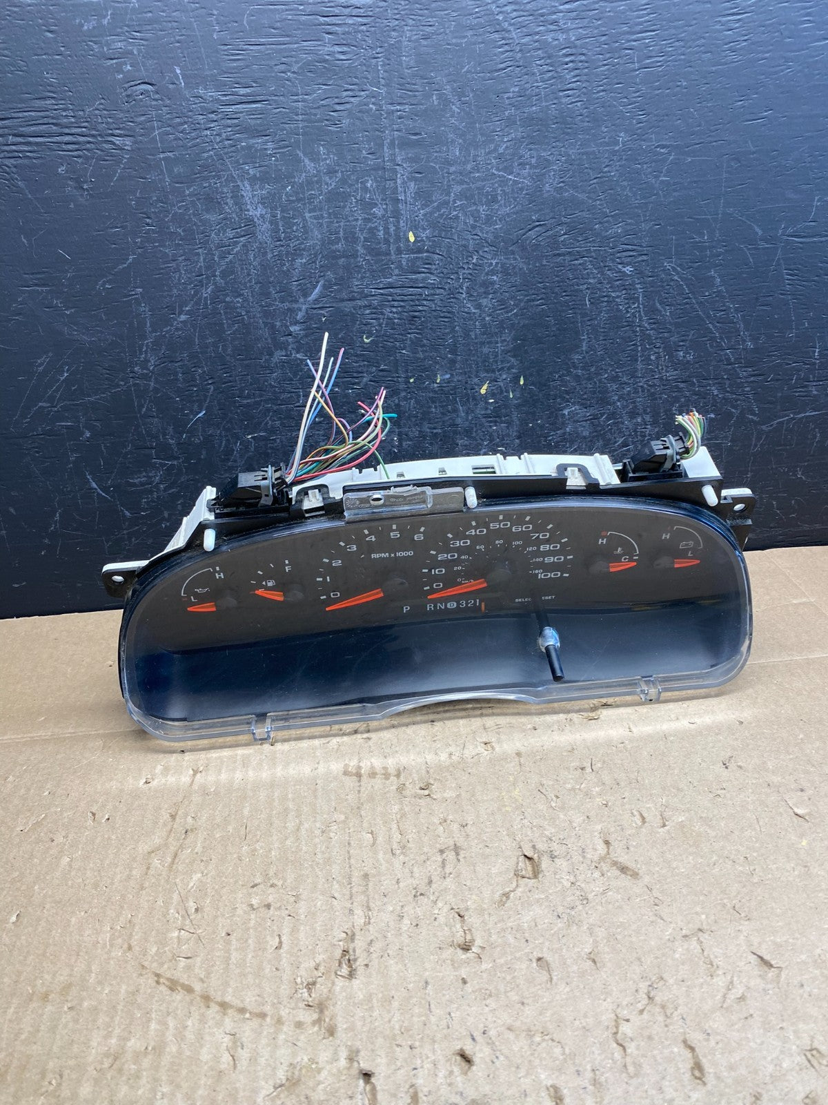 2006 Ford E350 Gauge Speedometer Cluster AC9049 DW0