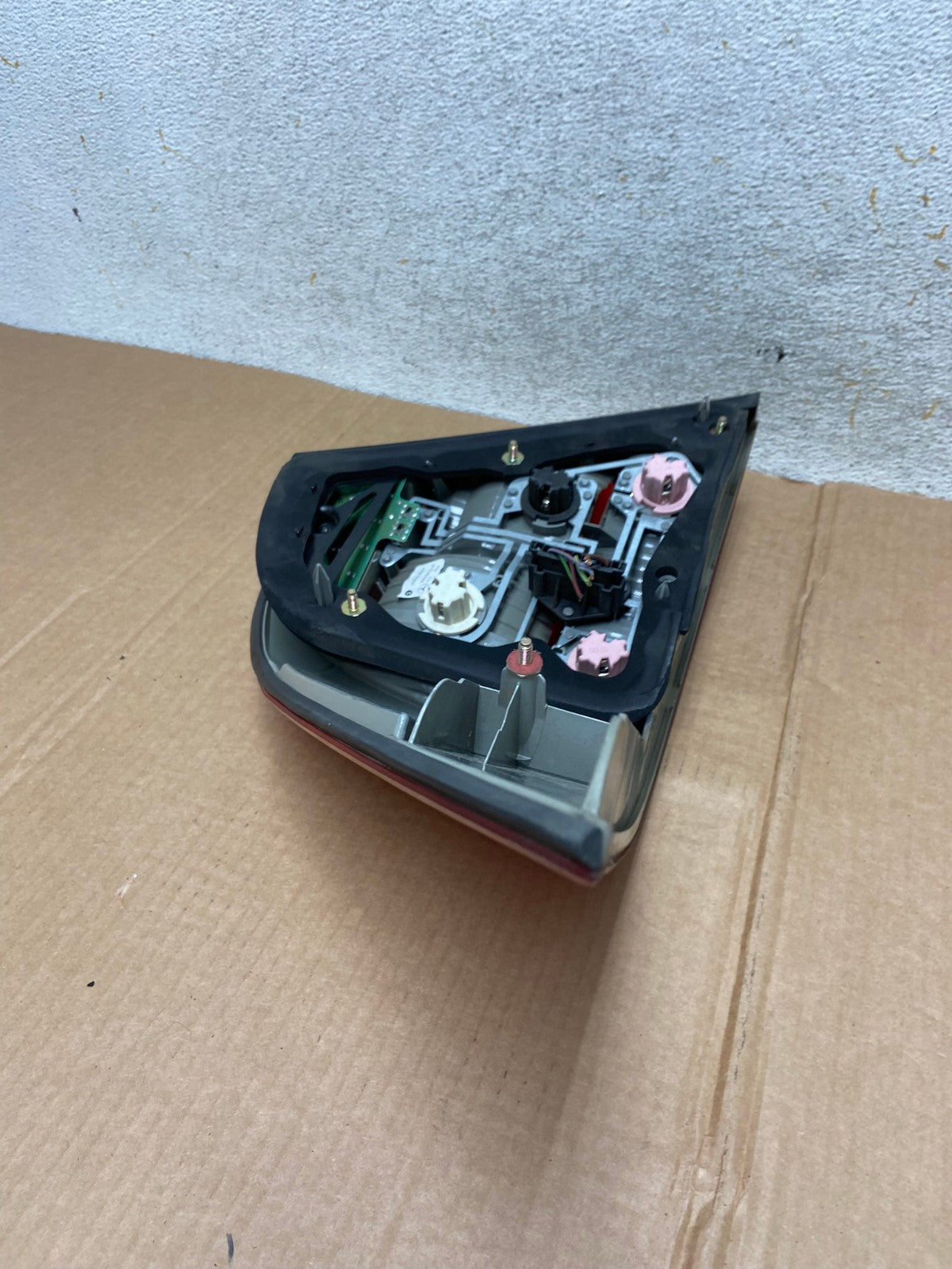 2003 to 2006 Mercedes-Benz S-Class Tail Light Right Passenger Side AI3736 LK4