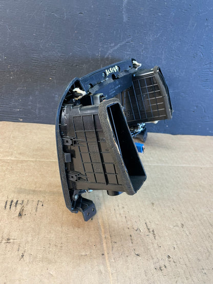 2007 to 2009 Hyundai Santa Fe Center Dashboard Radio Bezel Trim ac5189 DG5