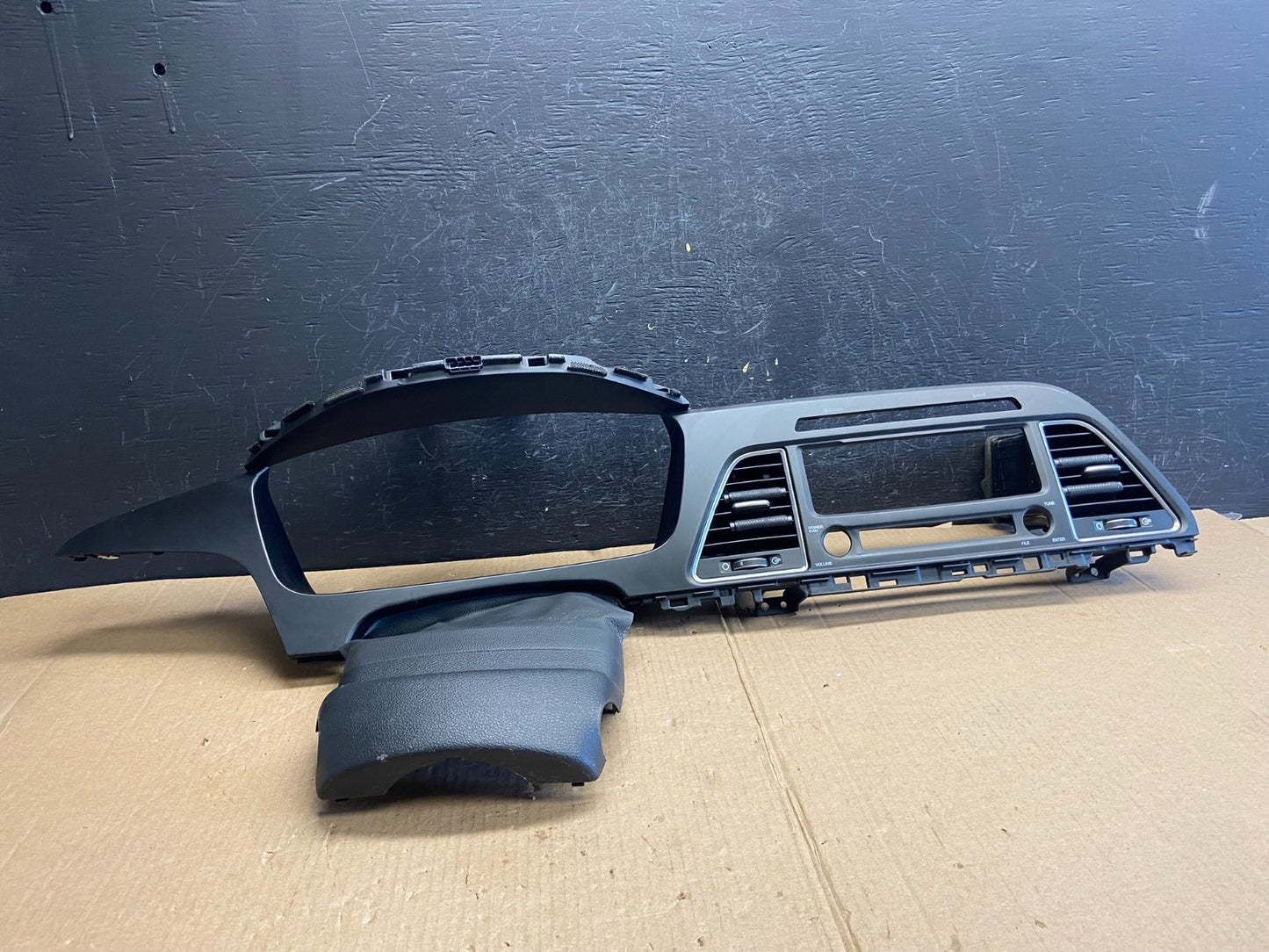 2015 to 2017 Hyundai Sonata Speedometer Cluster Bezel Trim W/ Air Vent AE4231 DG0