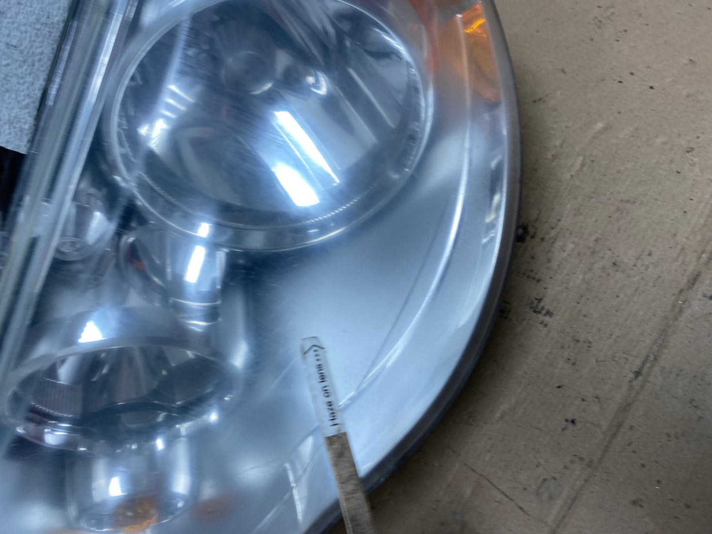 2008 to 2016 Chrysler Town and Country Left Driver Lh Side Headlight AF4464 LK5