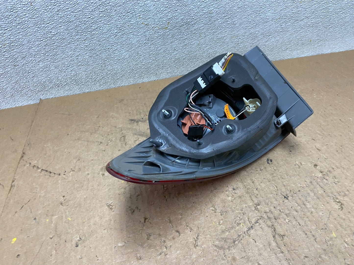 2007 to 2010 Hyundai Elantra Sedan Left Driver Side Tail Light Oem Z9503 DW4