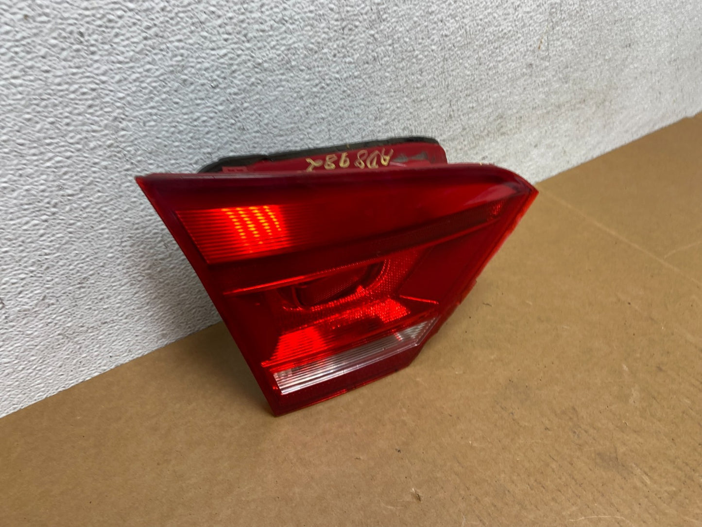2012 to 2015 Volkswagen Passat Left Driver Lh Inner Tail light AD8982 DW2