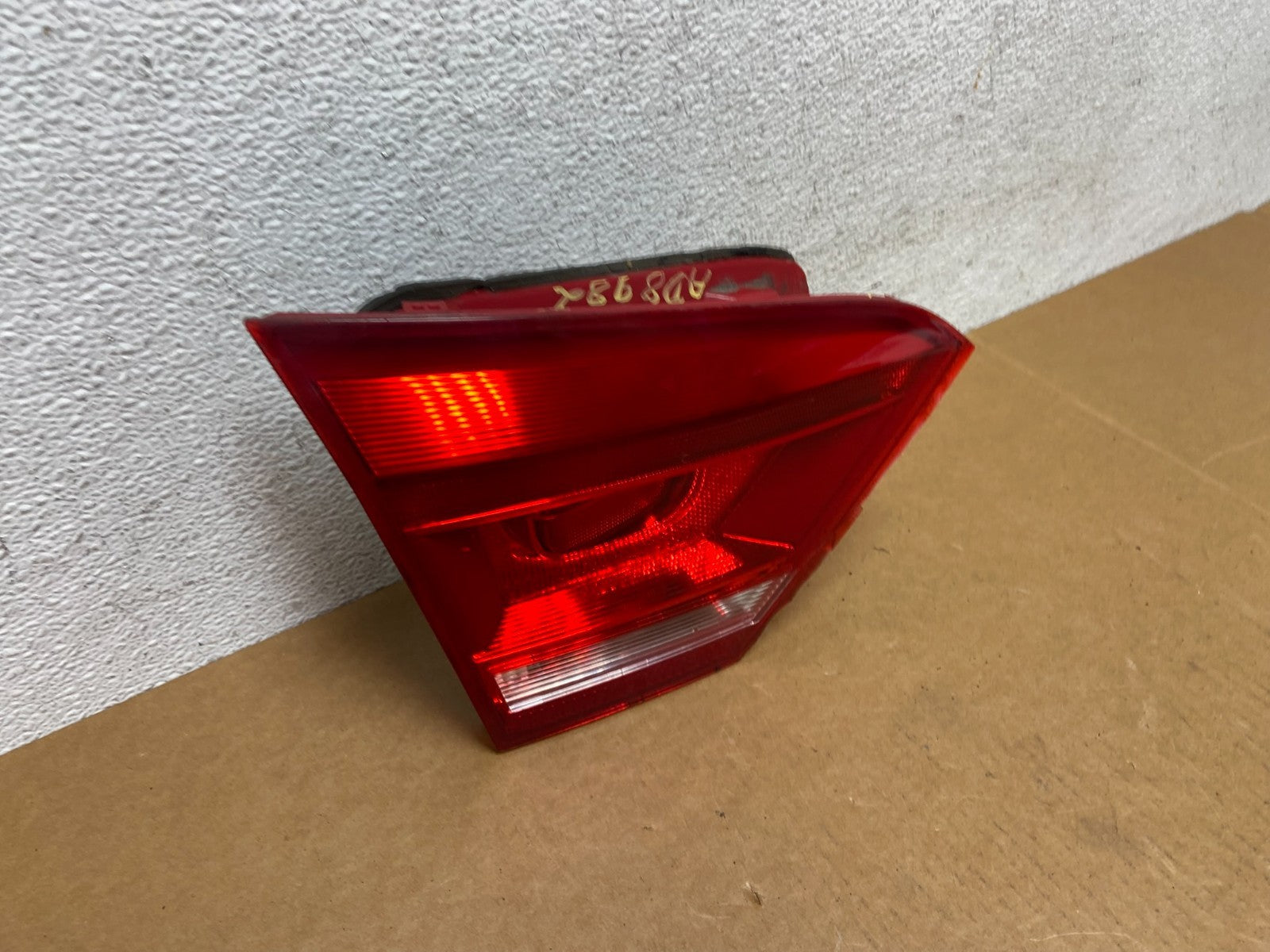 2012 to 2015 Volkswagen Passat Left Driver Lh Inner Tail light AD8982 DW2