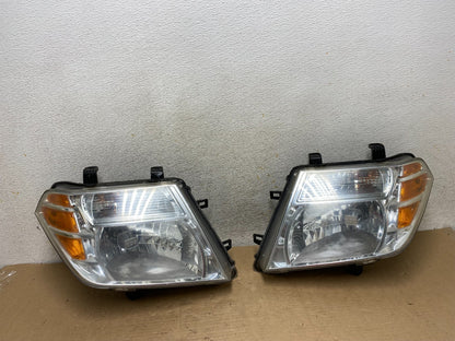 2008 to 2012 Nissan Pathfinder Halogen Headlights Left+Right AH9432 DW0