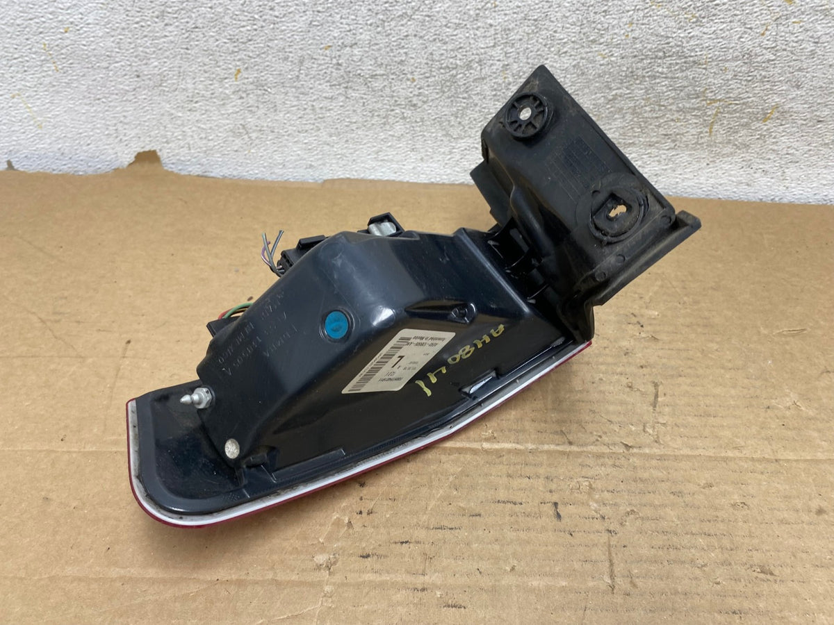 2010-2018 Lincoln Mkt Left Driver Lh Side Tail Light AH8041 LK4