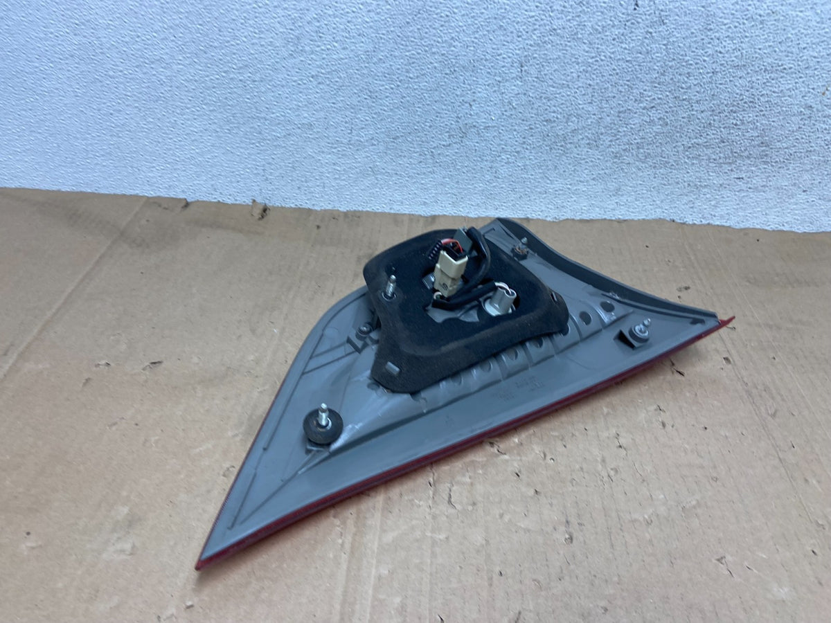 2011-2020 Toyota Sienna Right Passenger RH Side Inner Tail Light AE9162 DG4