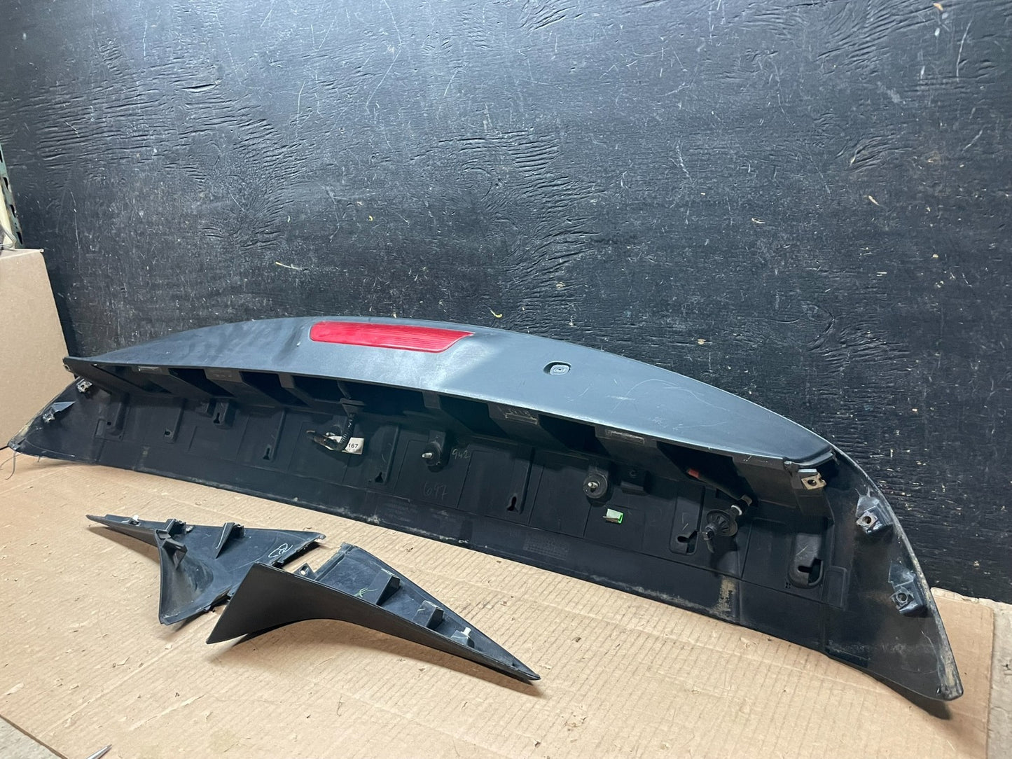 2013-2020 Nissan Pathfinder Rear Spoiler Wing Oem y1956 DG8