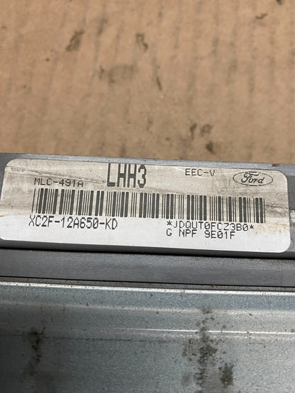 1999 Ford Van E150 E250 5.4L Engine Control Module ECU XC2F-12A650-KC x0636 DG3