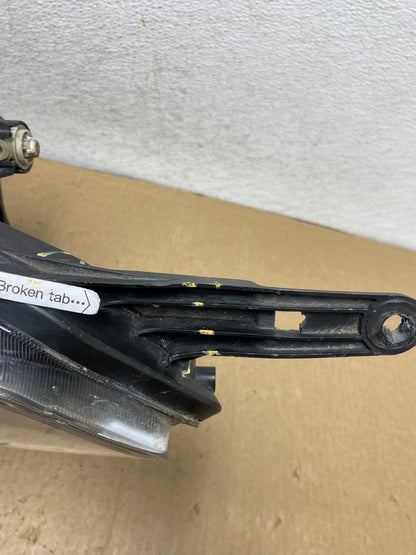 2015 to 2019 Nissan Versa Headlight Left Driver Lh Side AG2156 LK5