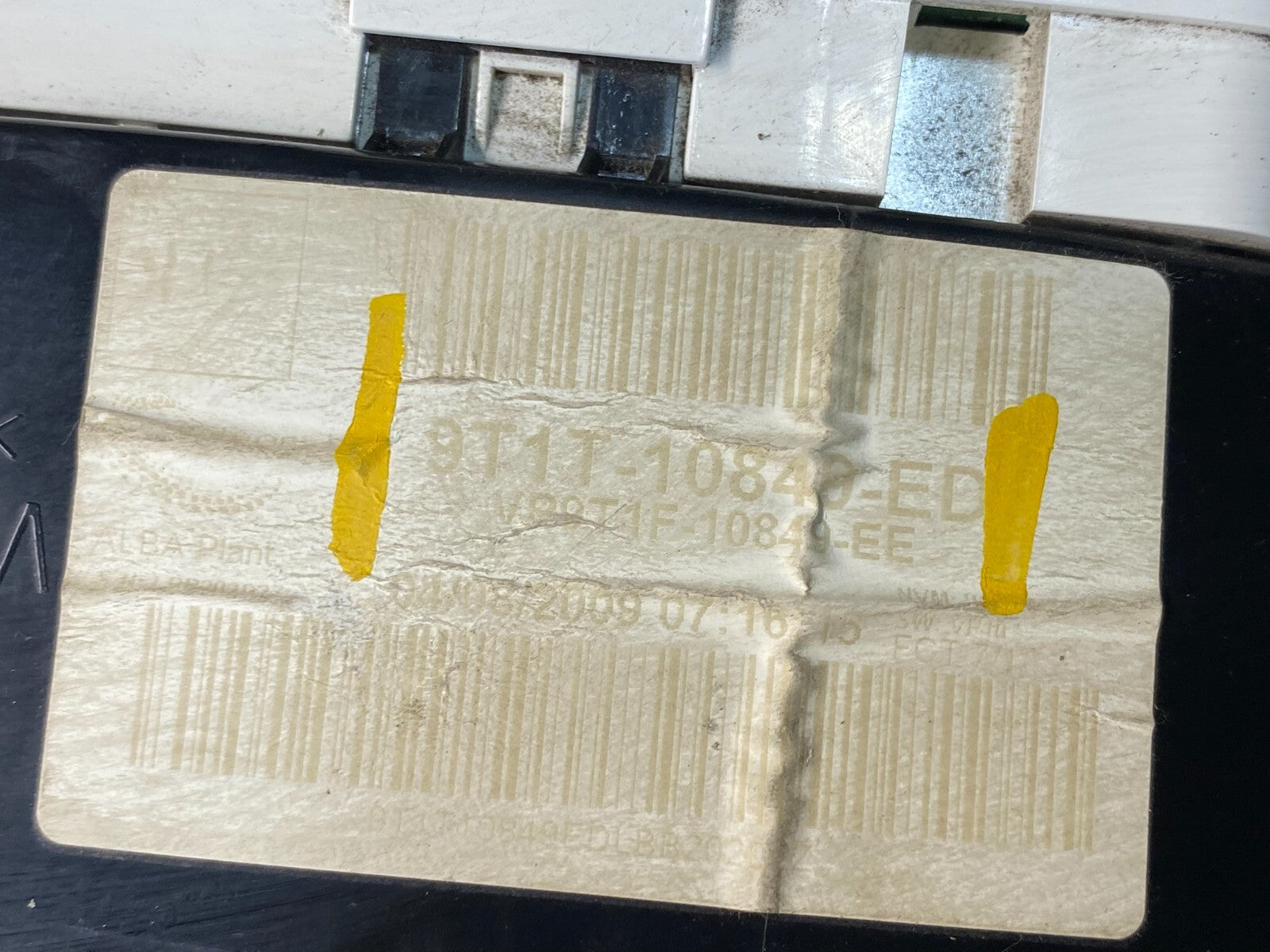 2010 to 2011 Ford Transit Speedometer Gauge Cluster M4513 PS6