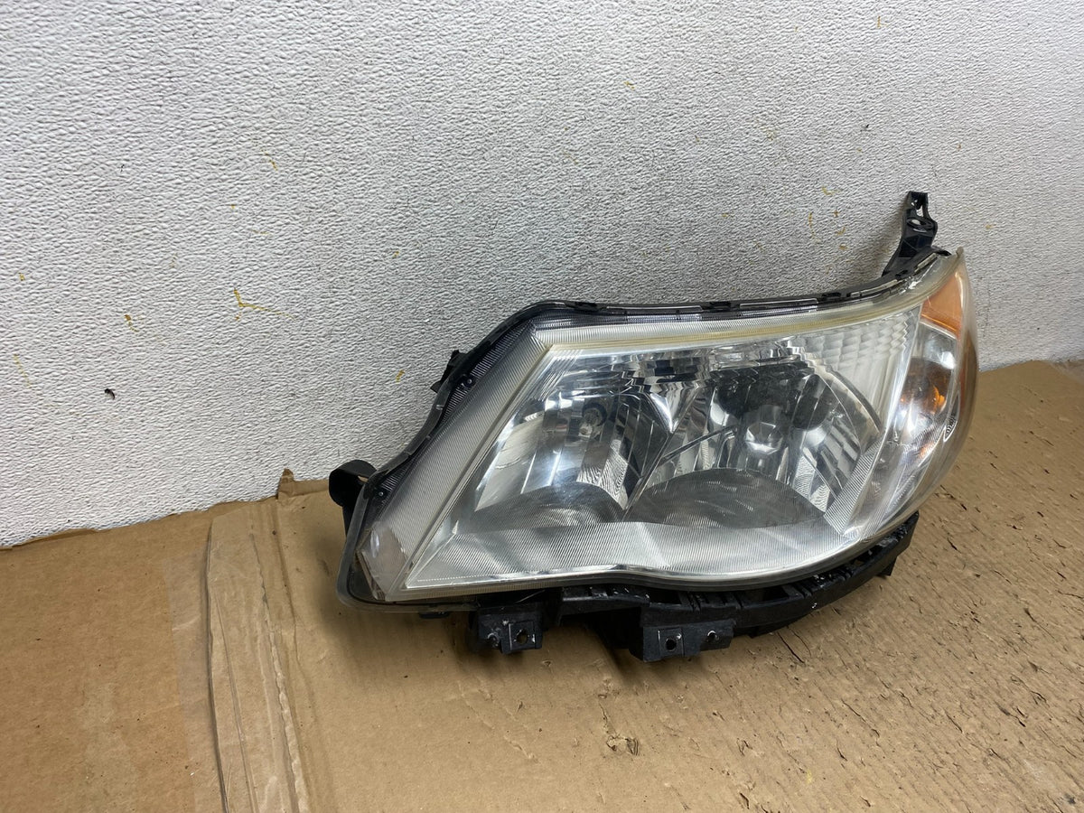2009-2013 Subaru Forester Left Driver LH Halogen Headlight AH2957 DW1