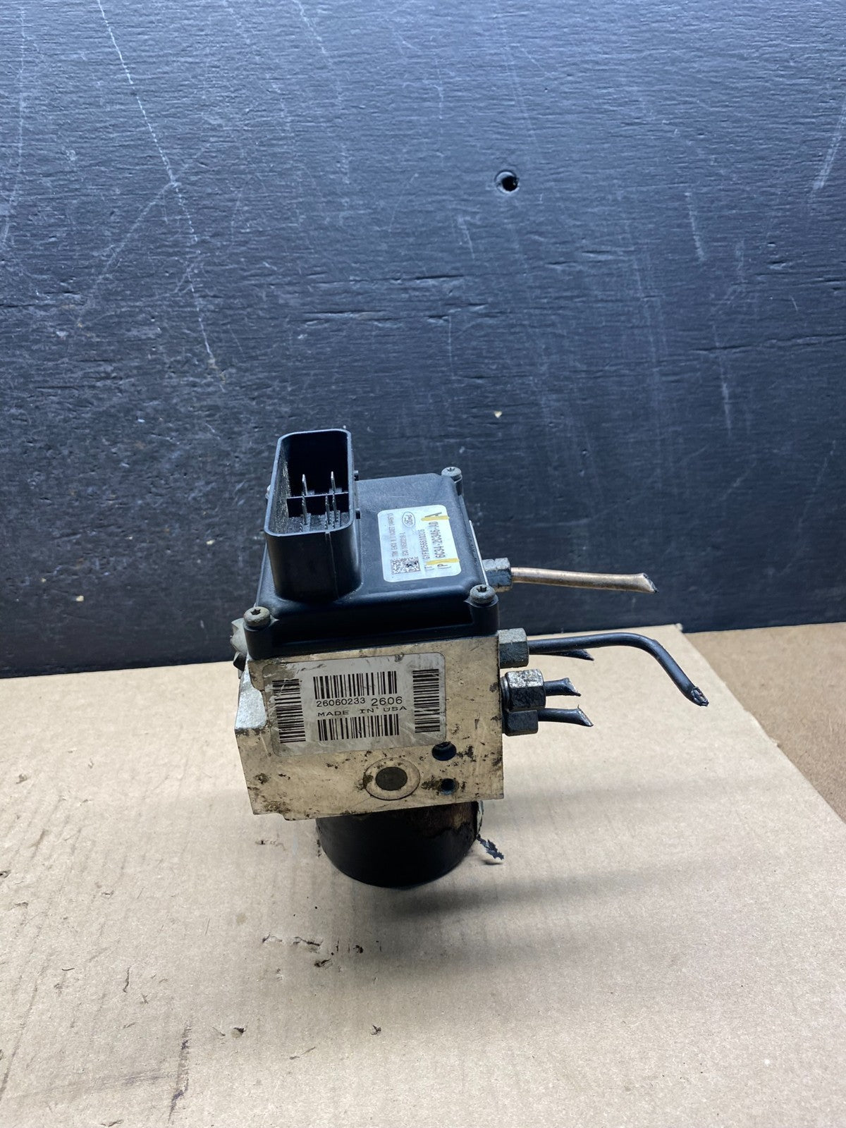 2005 2006 2007 Ford F250 F350 SD ABS Anti Lock Brake Pump Module AG9689 DG4