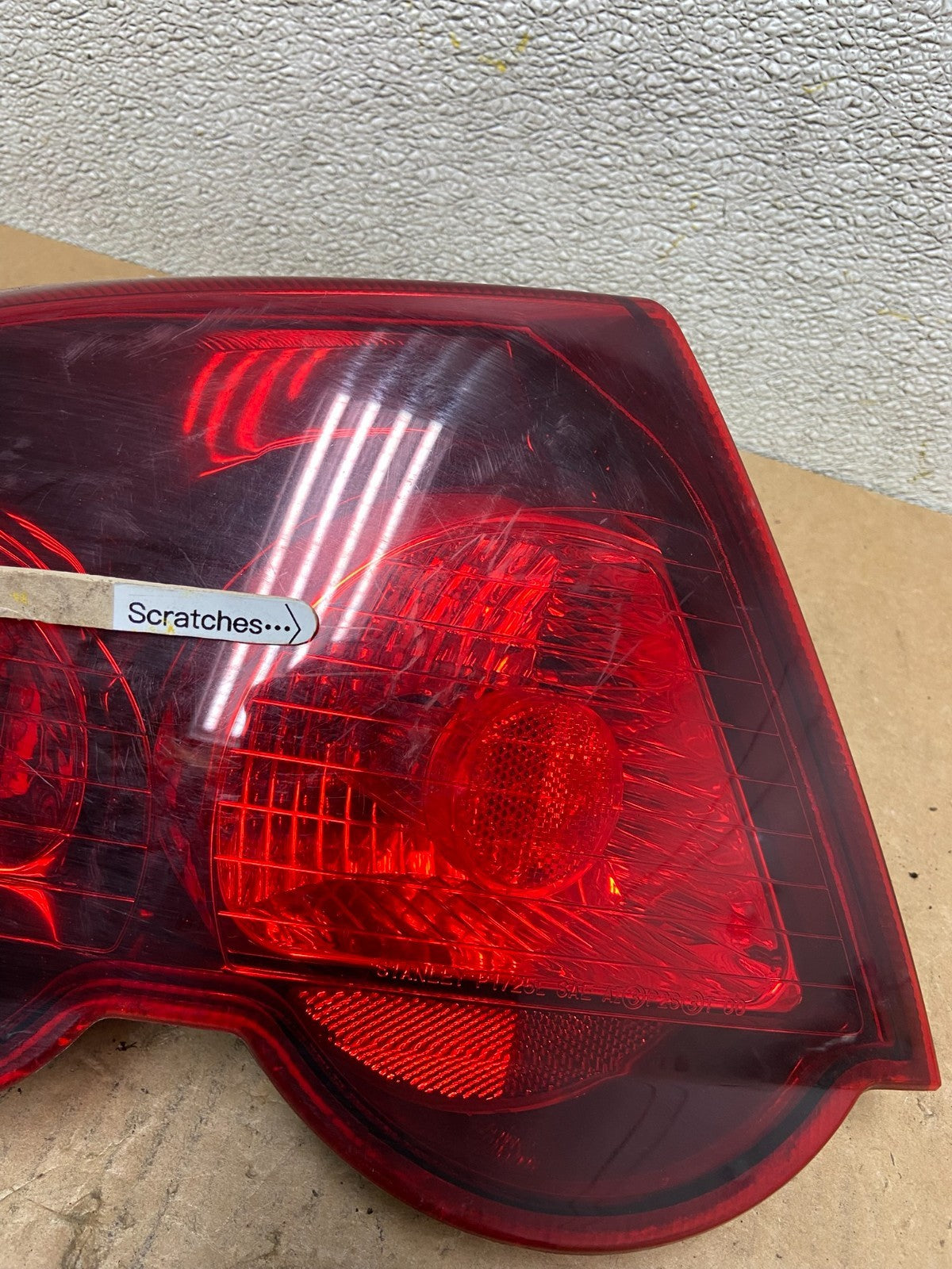 2001 to 2006 Dodge Stratus Sedan Left Driver Lh Side Tail Light Oem z7809 DG3