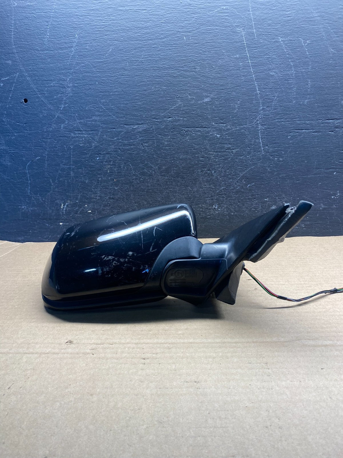 2001 to 2006 BMW 325i Right Passenger Side View Door Mirror AE0050 DG3