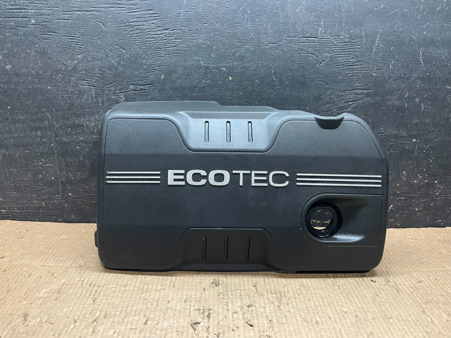 2008 to 2010   Saturn Vue 3.6L Engine Motor Cover OEM Y6657 DG0