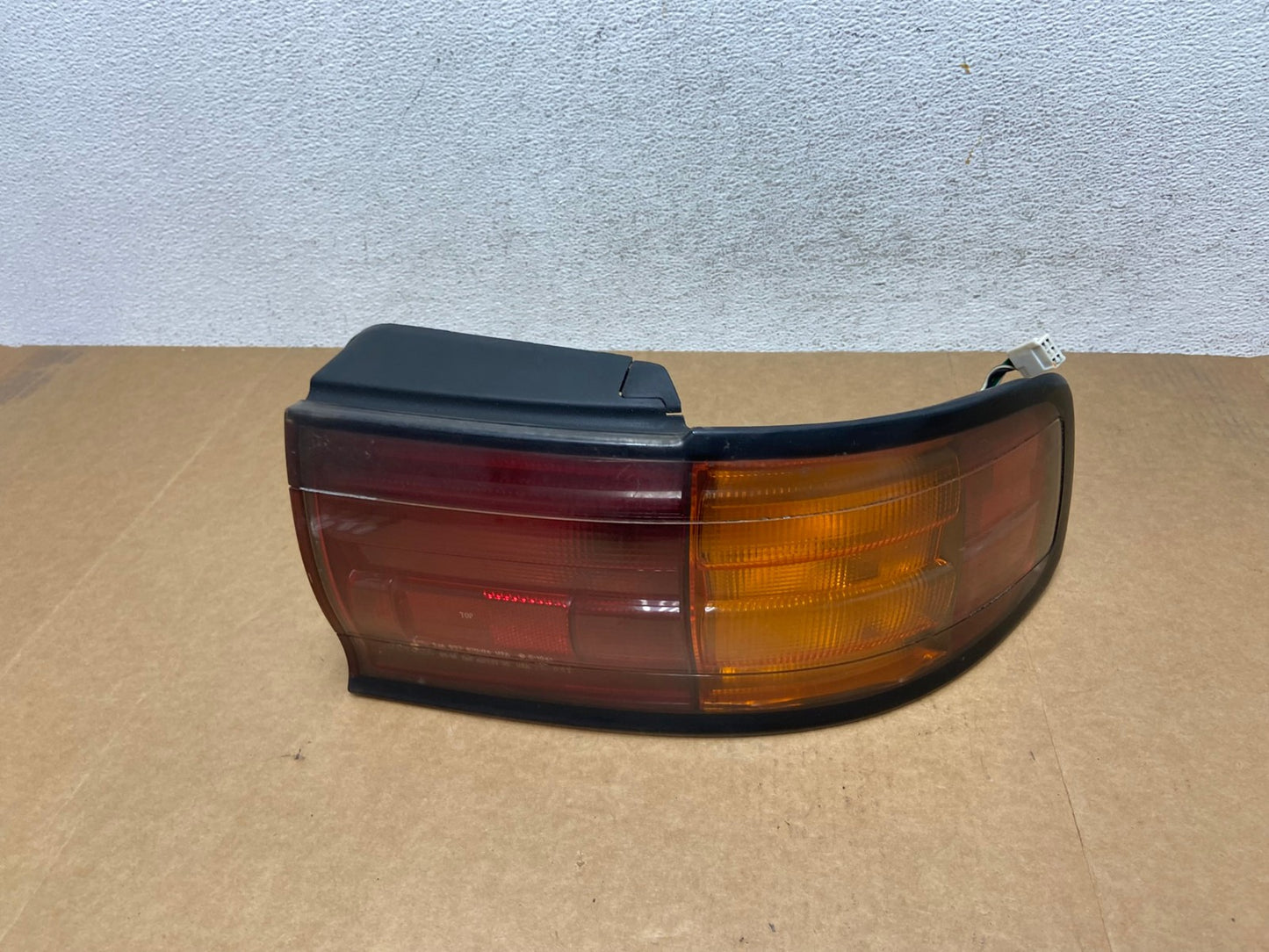 1992 1993 1994 Toyota Camry Right Passenger RH Side Tail Light AE2914 LK0