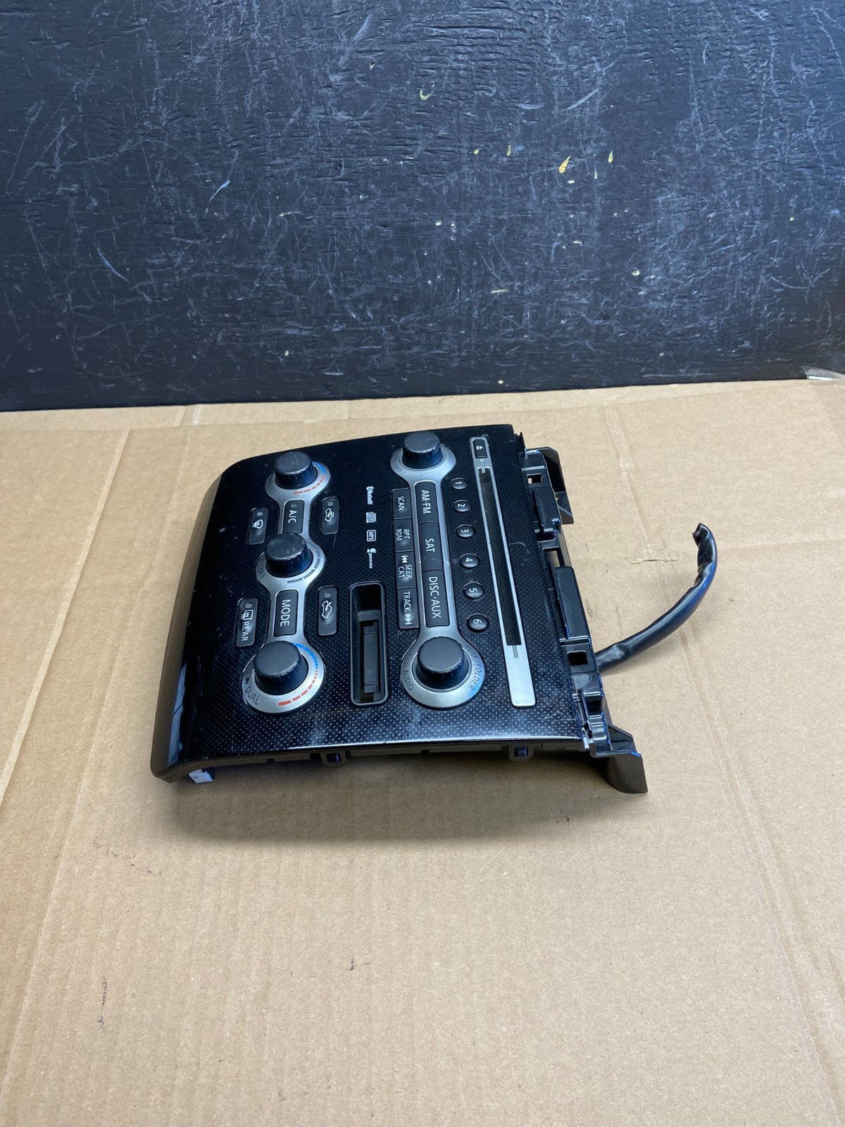 2010-2013 Nissan Maxima Center Console Climate Control Radio Bezel AD2043 DG2