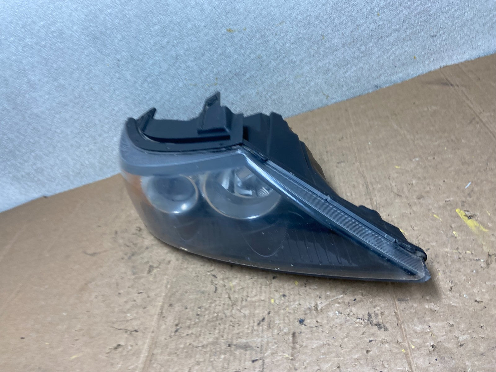 2011 to 2013 Kia Sorento Right Passenger RH Side Headlight Halogen Oem AA3811 DW1